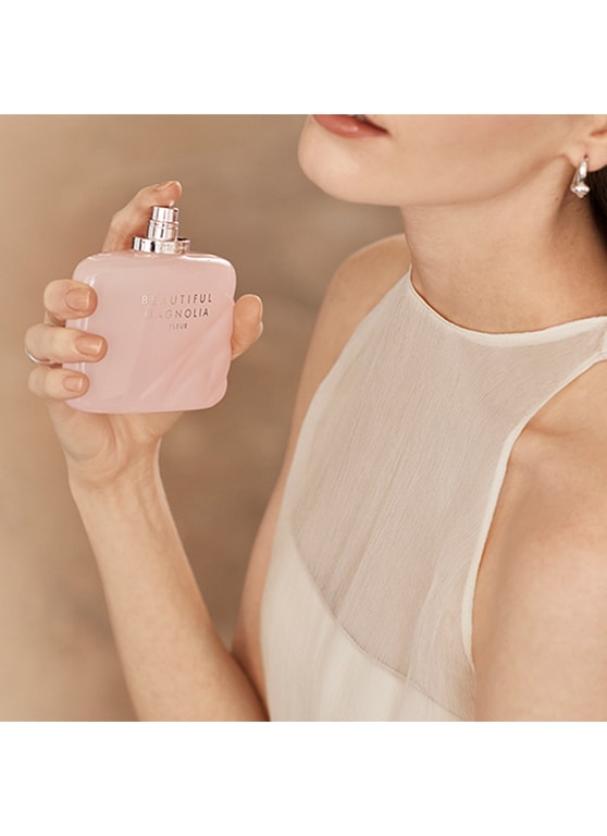 beautiful magnolia flower eau de parfum